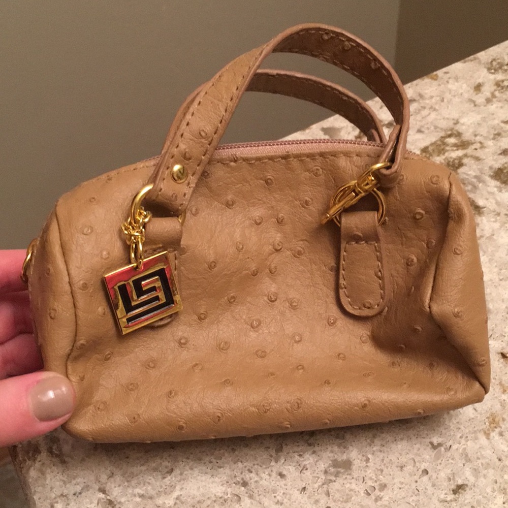 🚫SOLD🚫 Makeup Carrying Bag